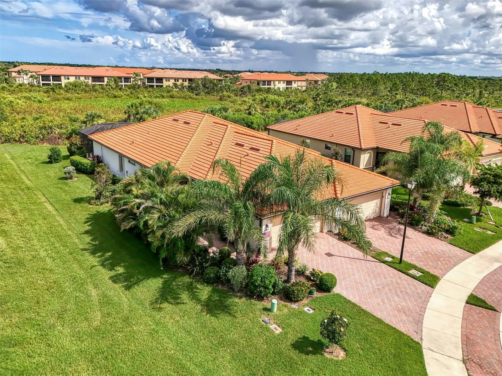 24000 SKYFLOWER CT