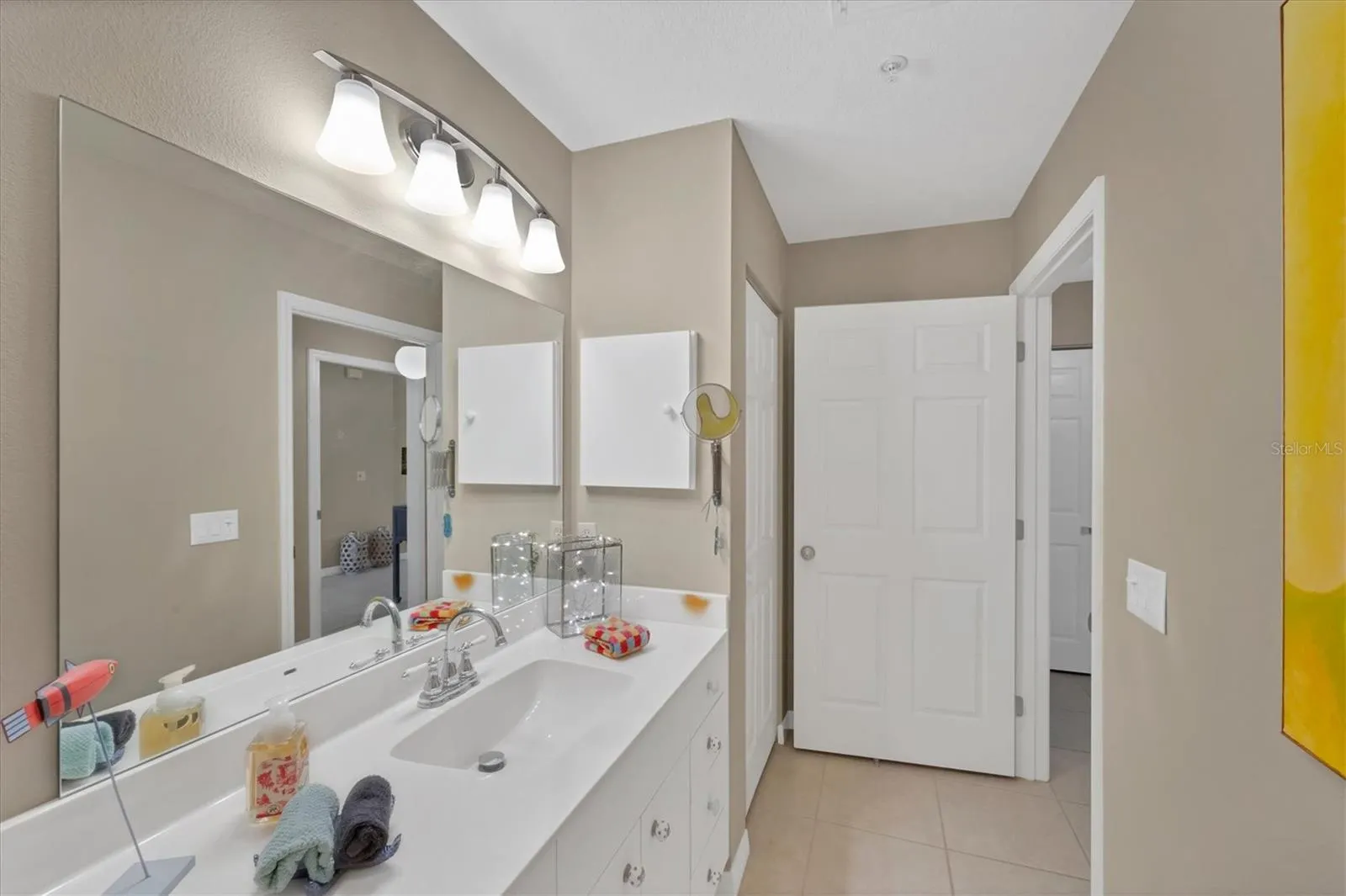119 WOODBRIDGE DR #102, #102