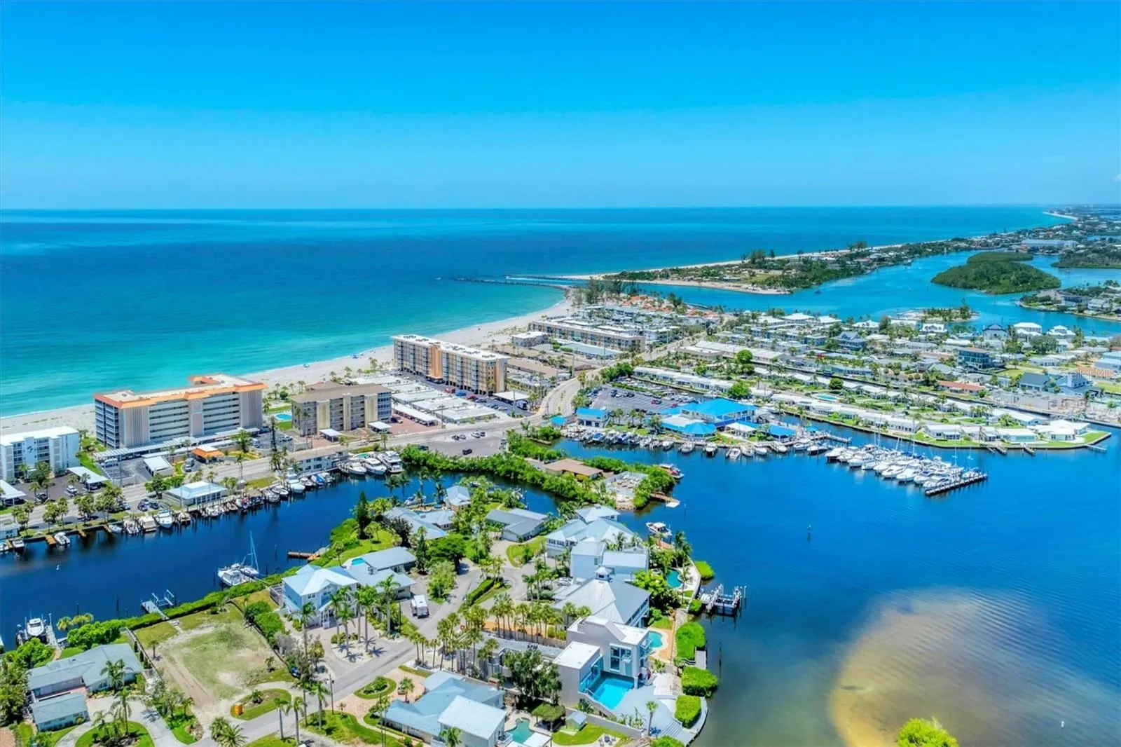 1200 TARPON CENTER DR #306, #306