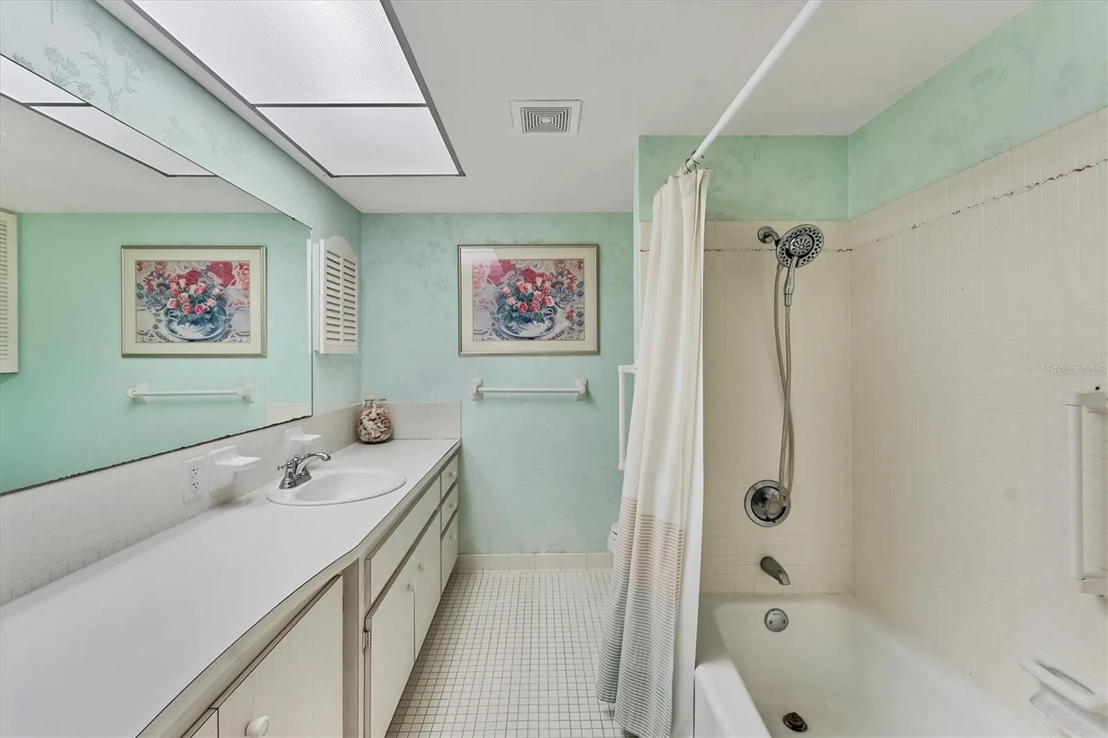 1200 TARPON CENTER DR #306, #306