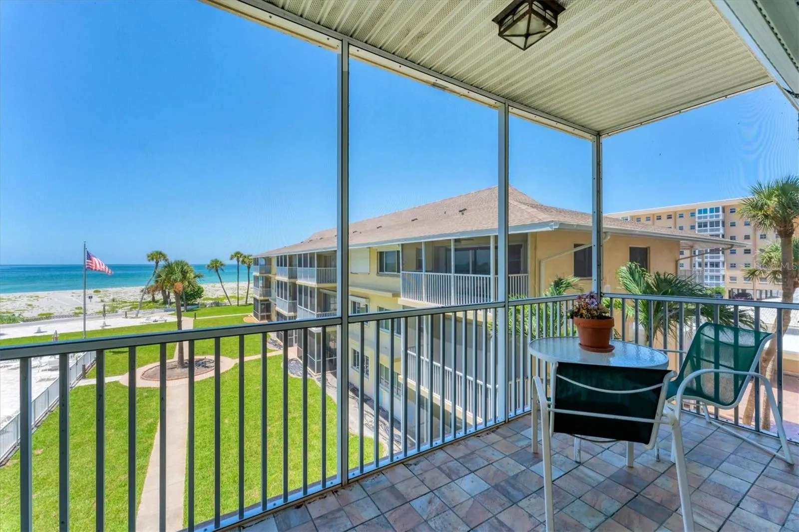 1200 TARPON CENTER DR #306, #306