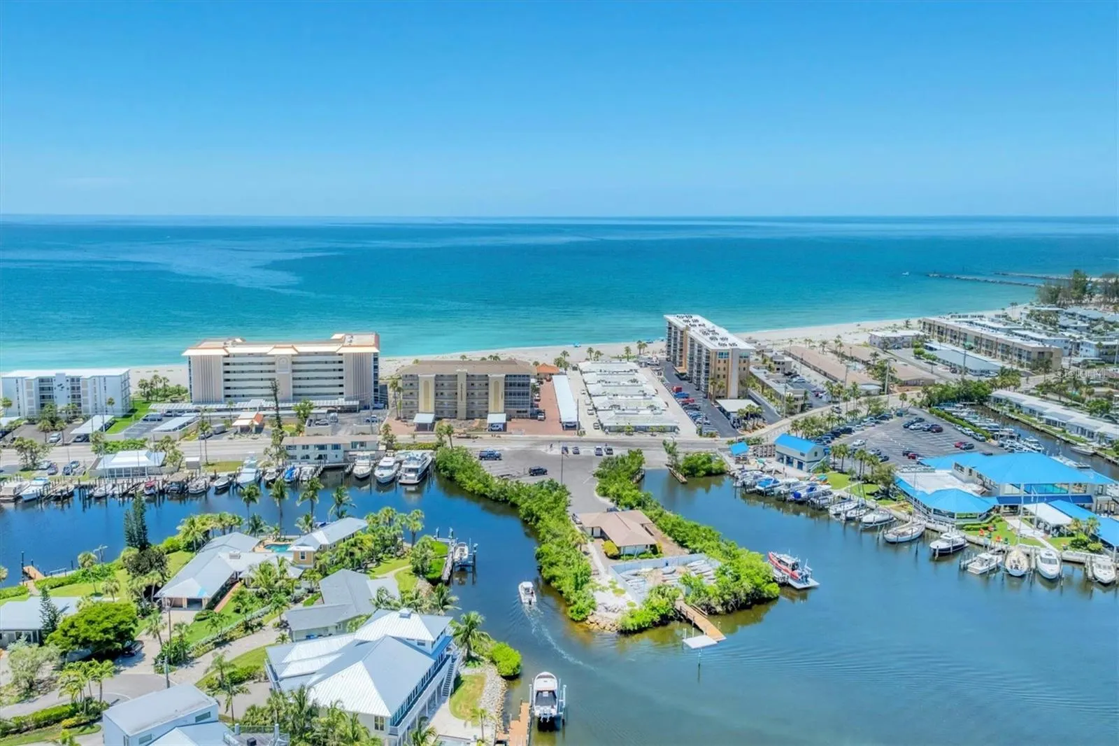 1200 TARPON CENTER DR #306, #306