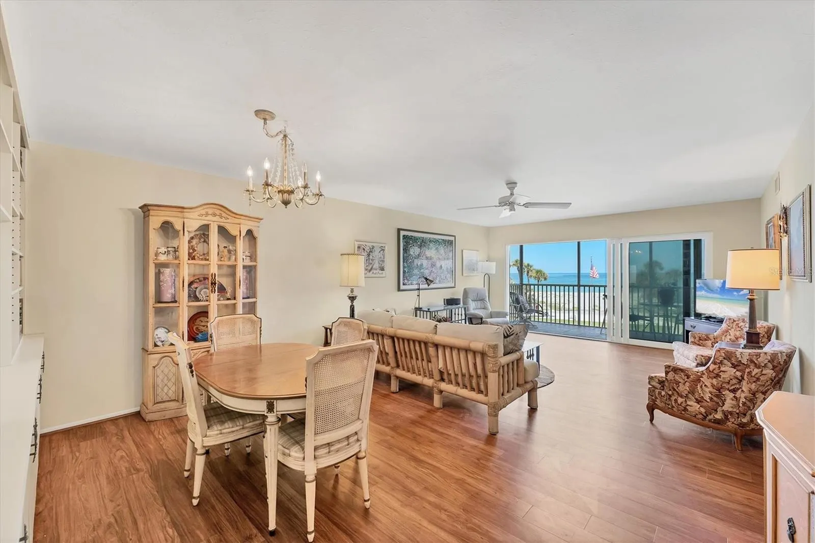 1200 TARPON CENTER DR #306, #306