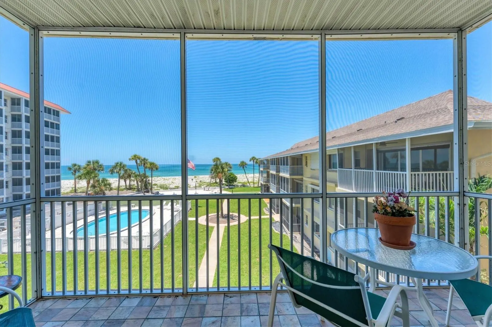 1200 TARPON CENTER DR #306, #306