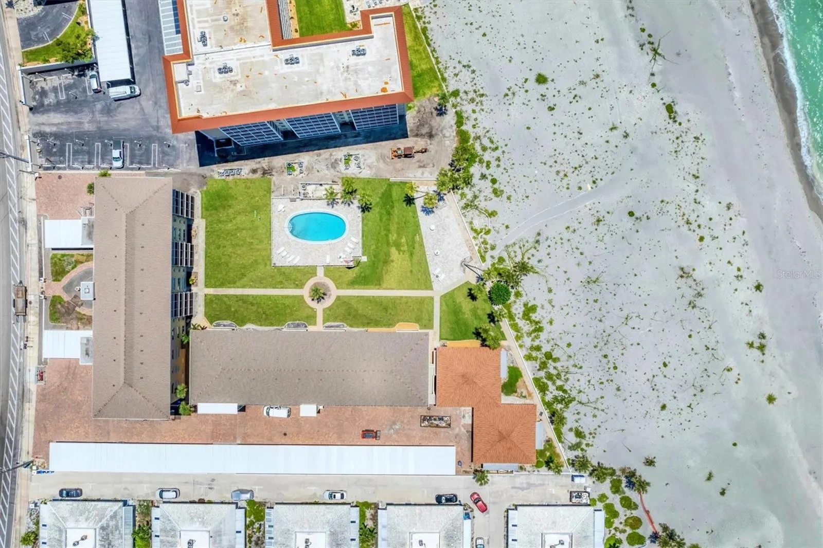 1200 TARPON CENTER DR #306, #306