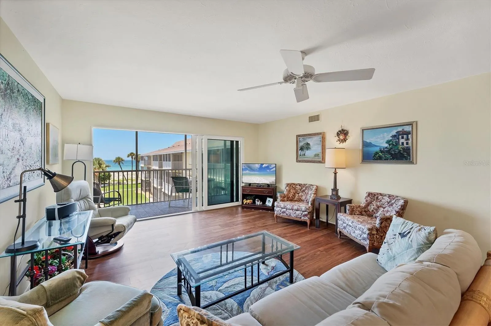 1200 TARPON CENTER DR #306, #306