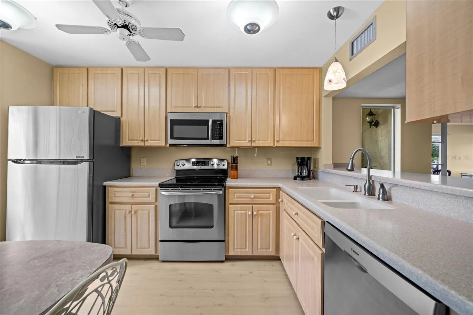 760 VILLAGE CIR #109, #109