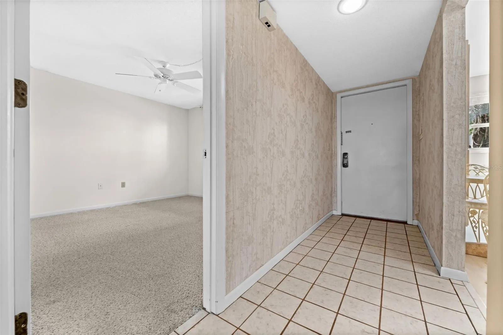 760 VILLAGE CIR #109, #109