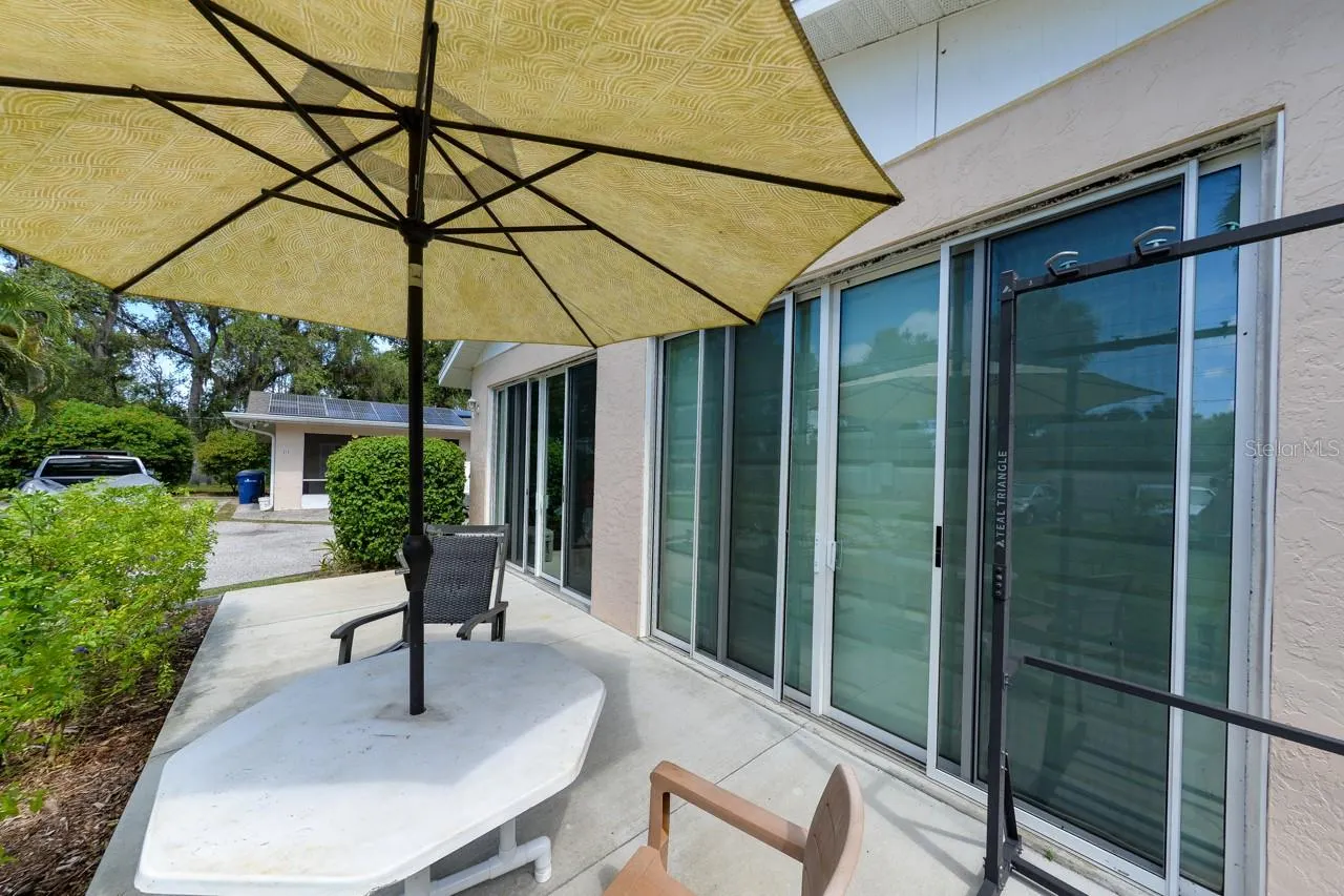 273 S HAVANA RD