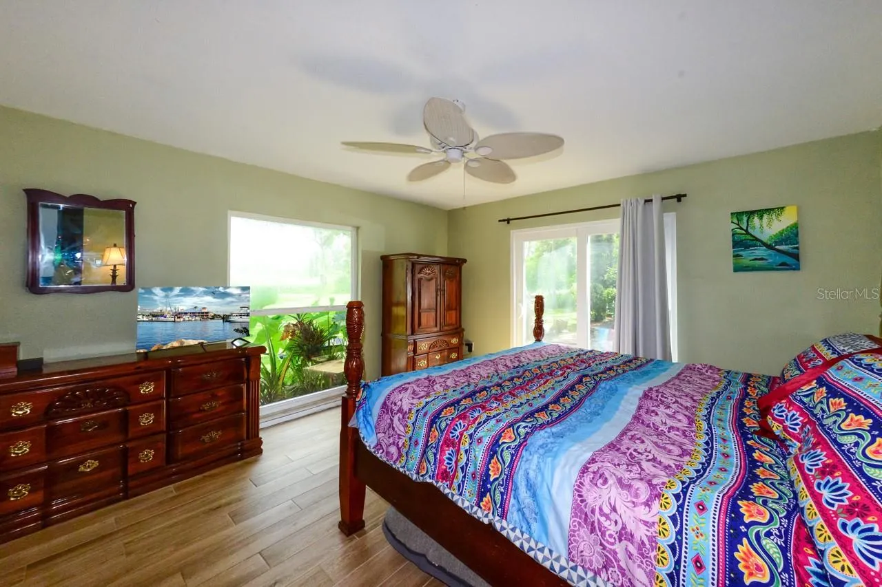 273 S HAVANA RD