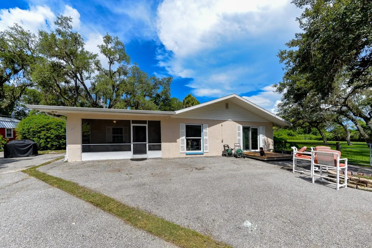 273 S HAVANA RD