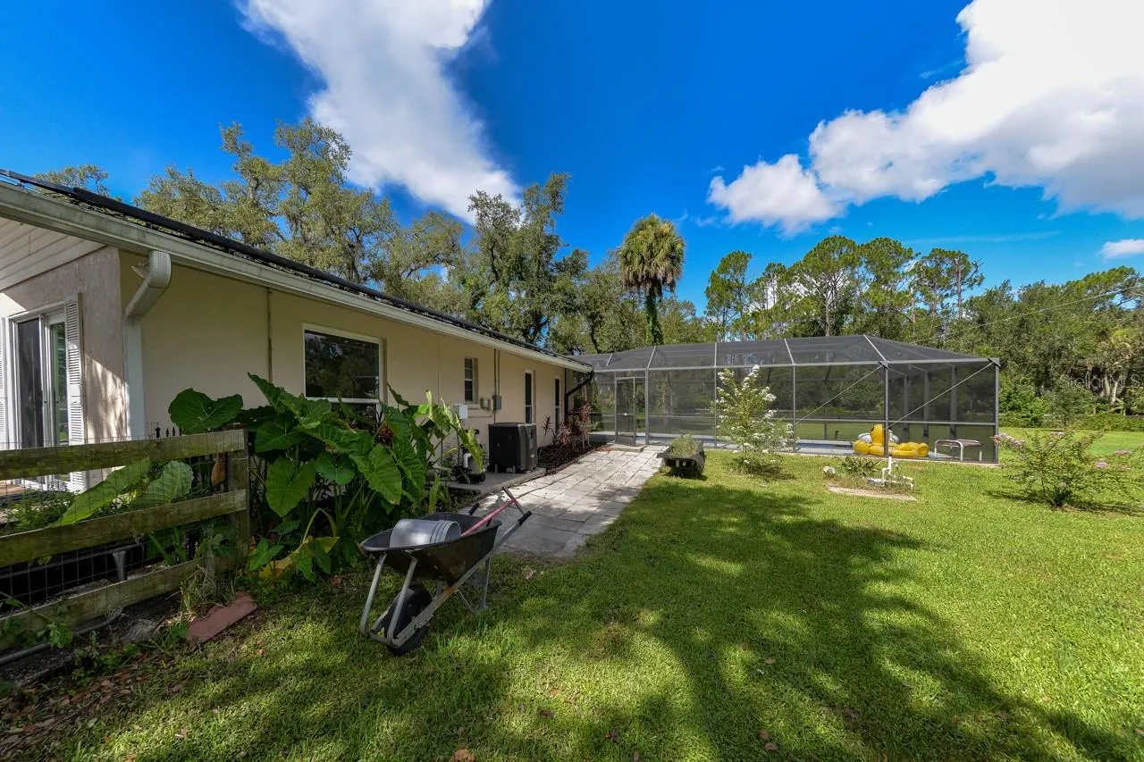 273 S HAVANA RD