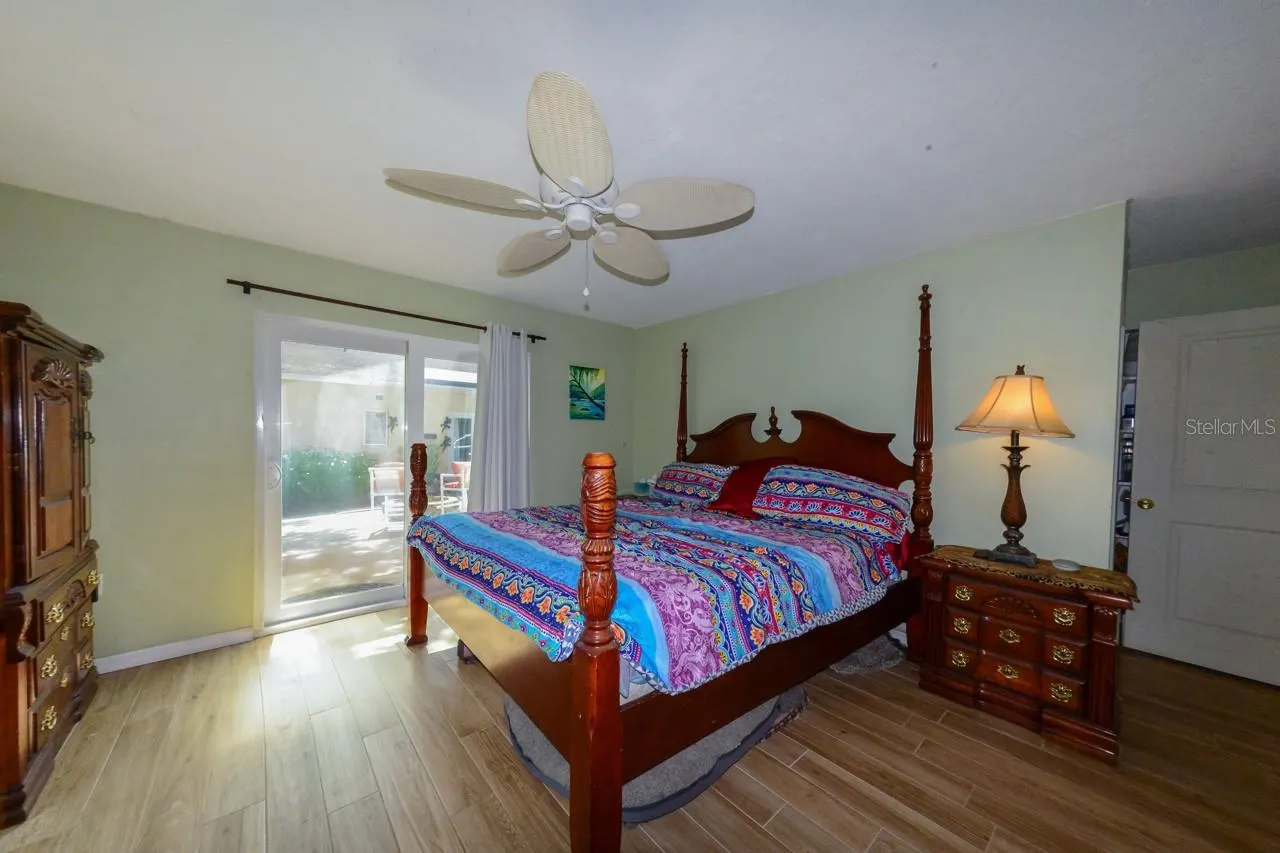 273 S HAVANA RD