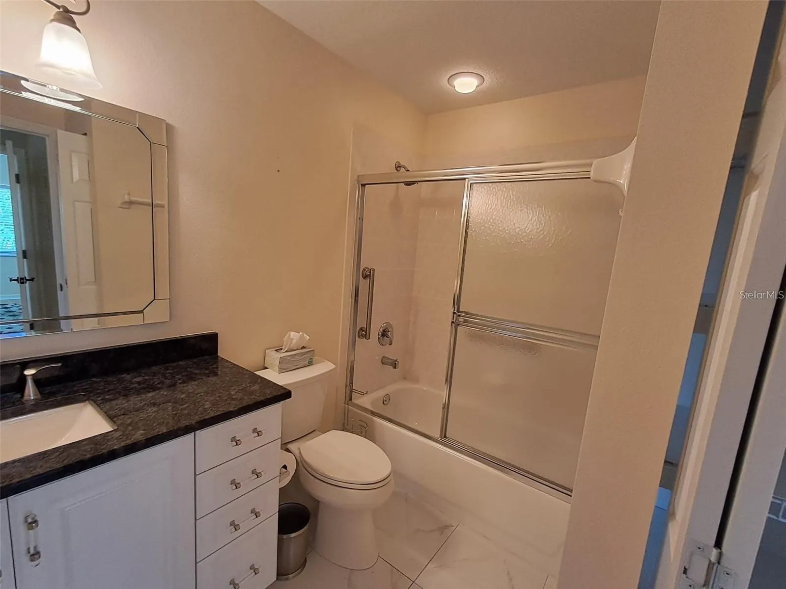 3730 CADBURY CIR #400, #400