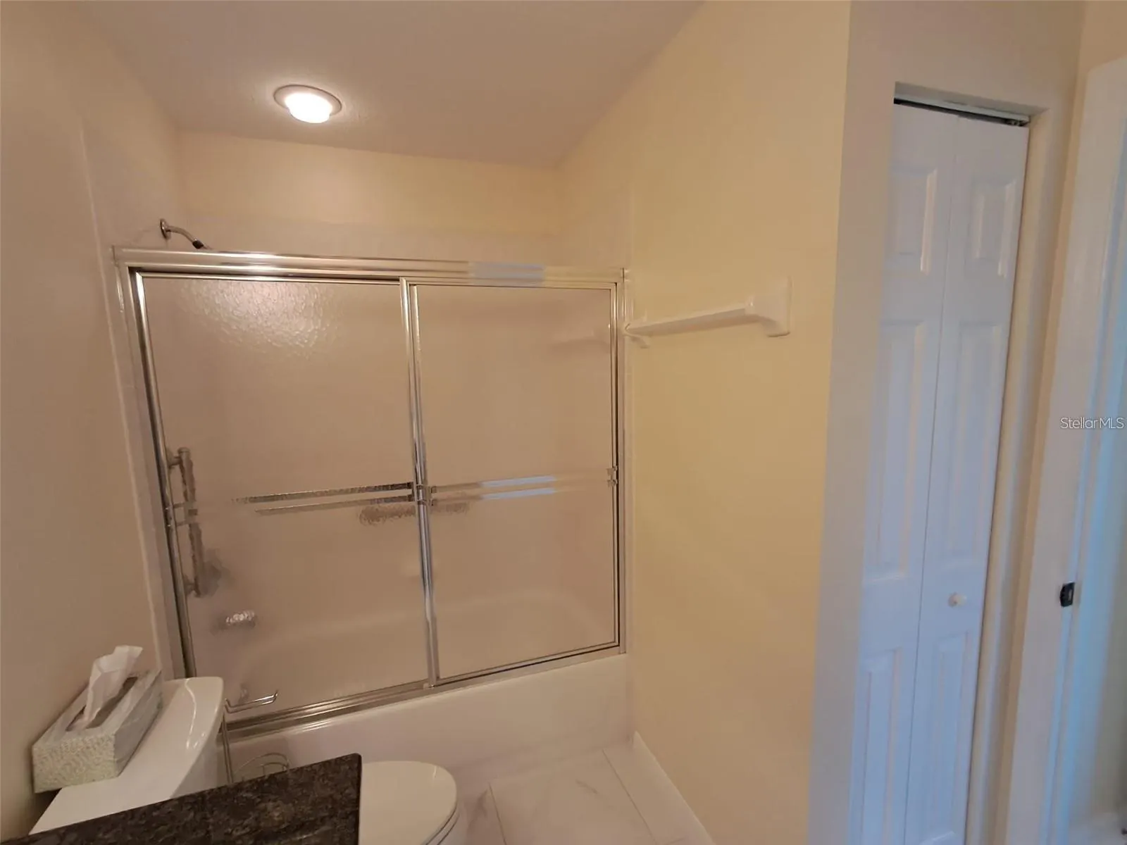 3730 CADBURY CIR #400, #400