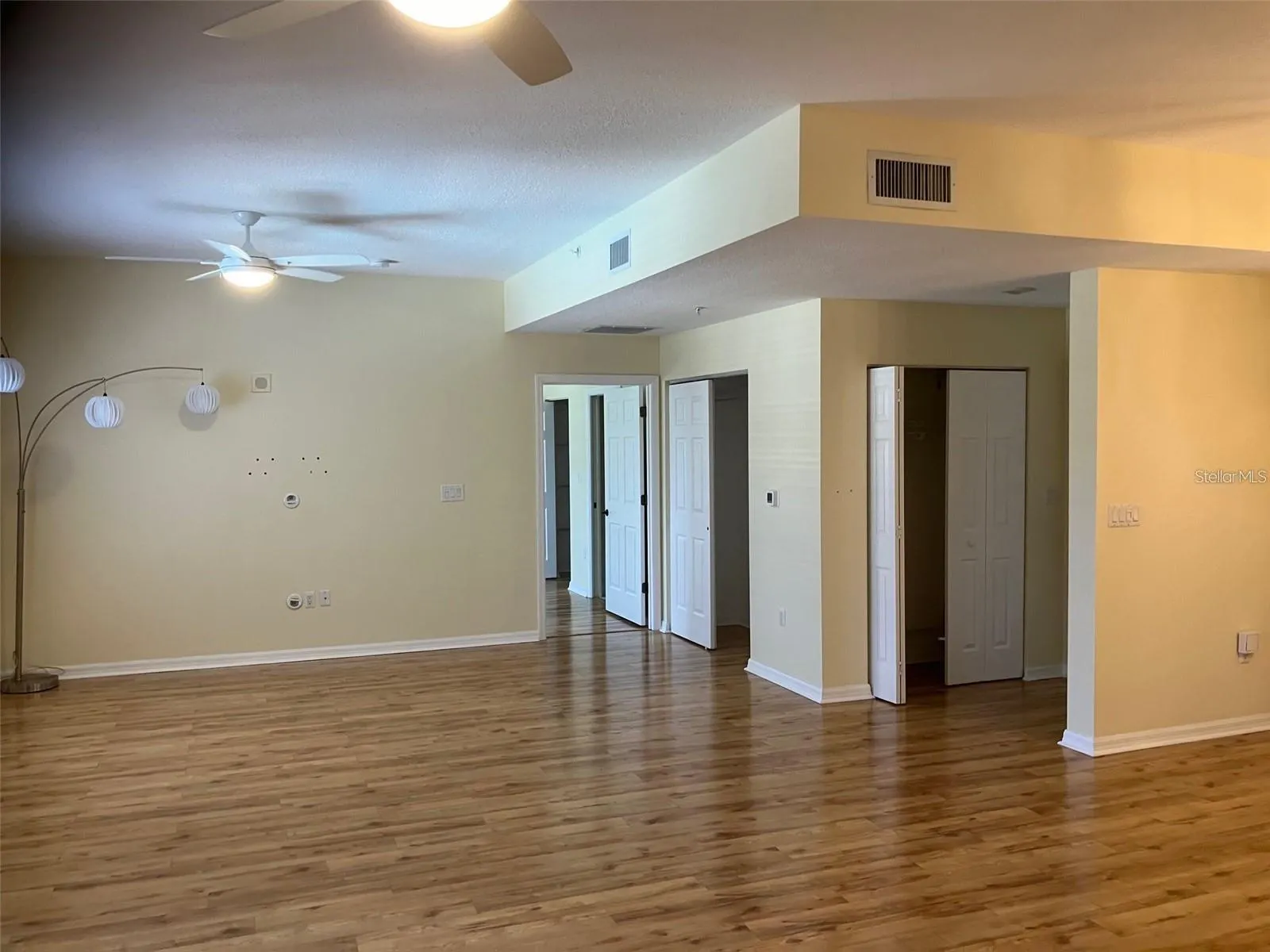 3730 CADBURY CIR #400, #400