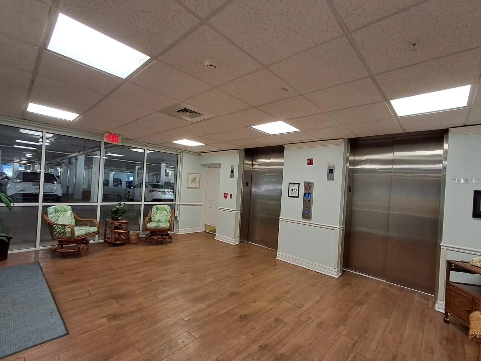 3730 CADBURY CIR #400, #400