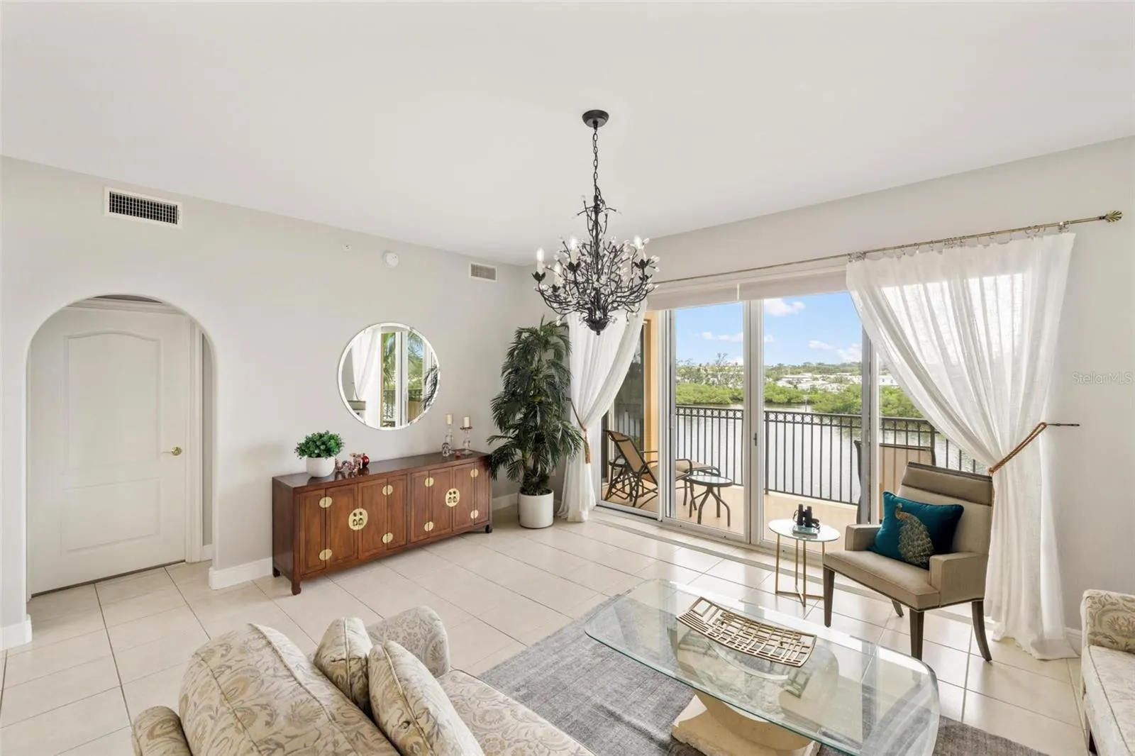 147 TAMPA AVE E #304, #304