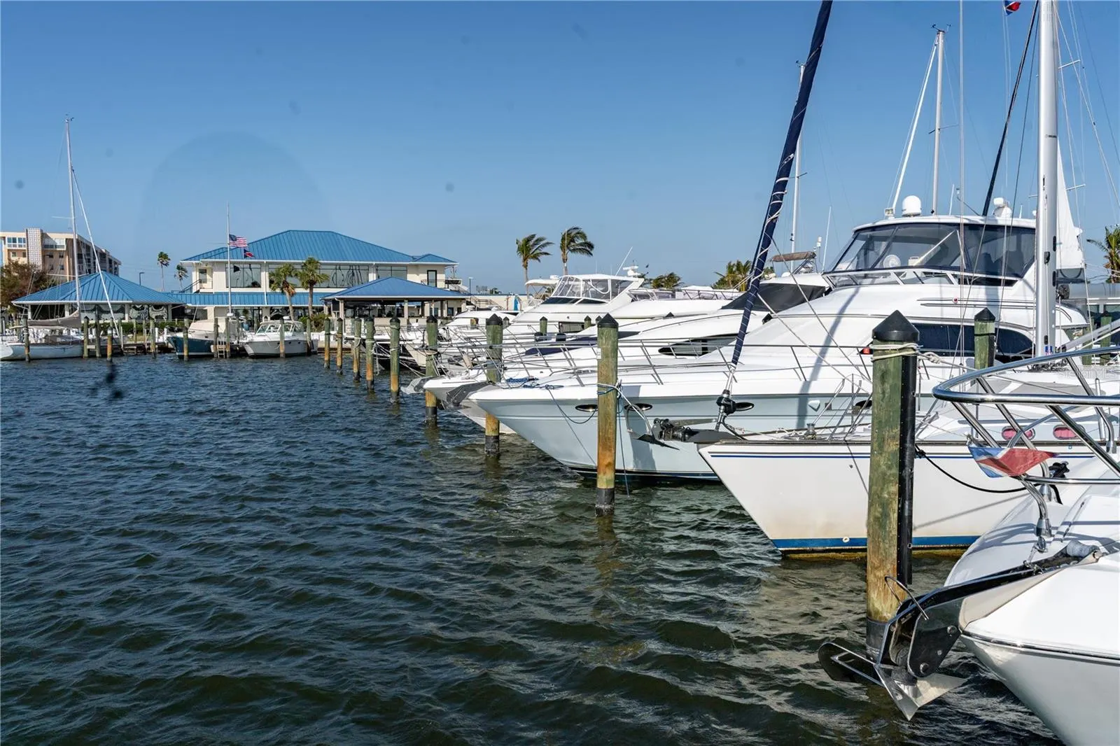 147 TAMPA AVE E #304, #304