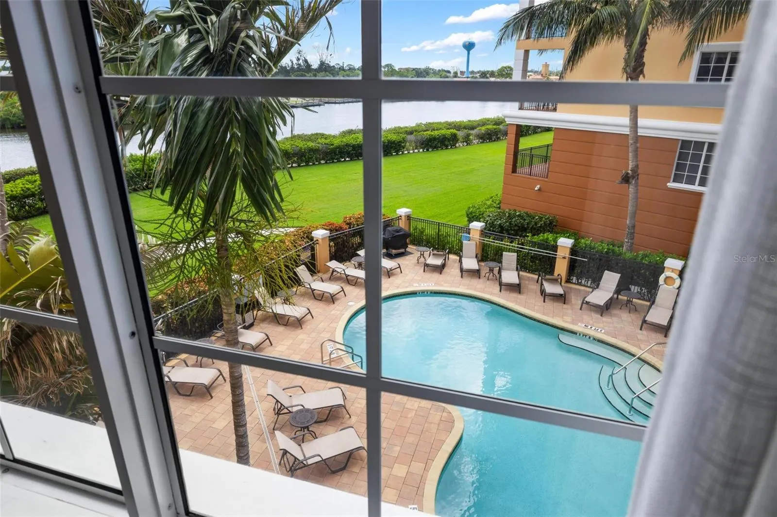 147 TAMPA AVE E #304, #304
