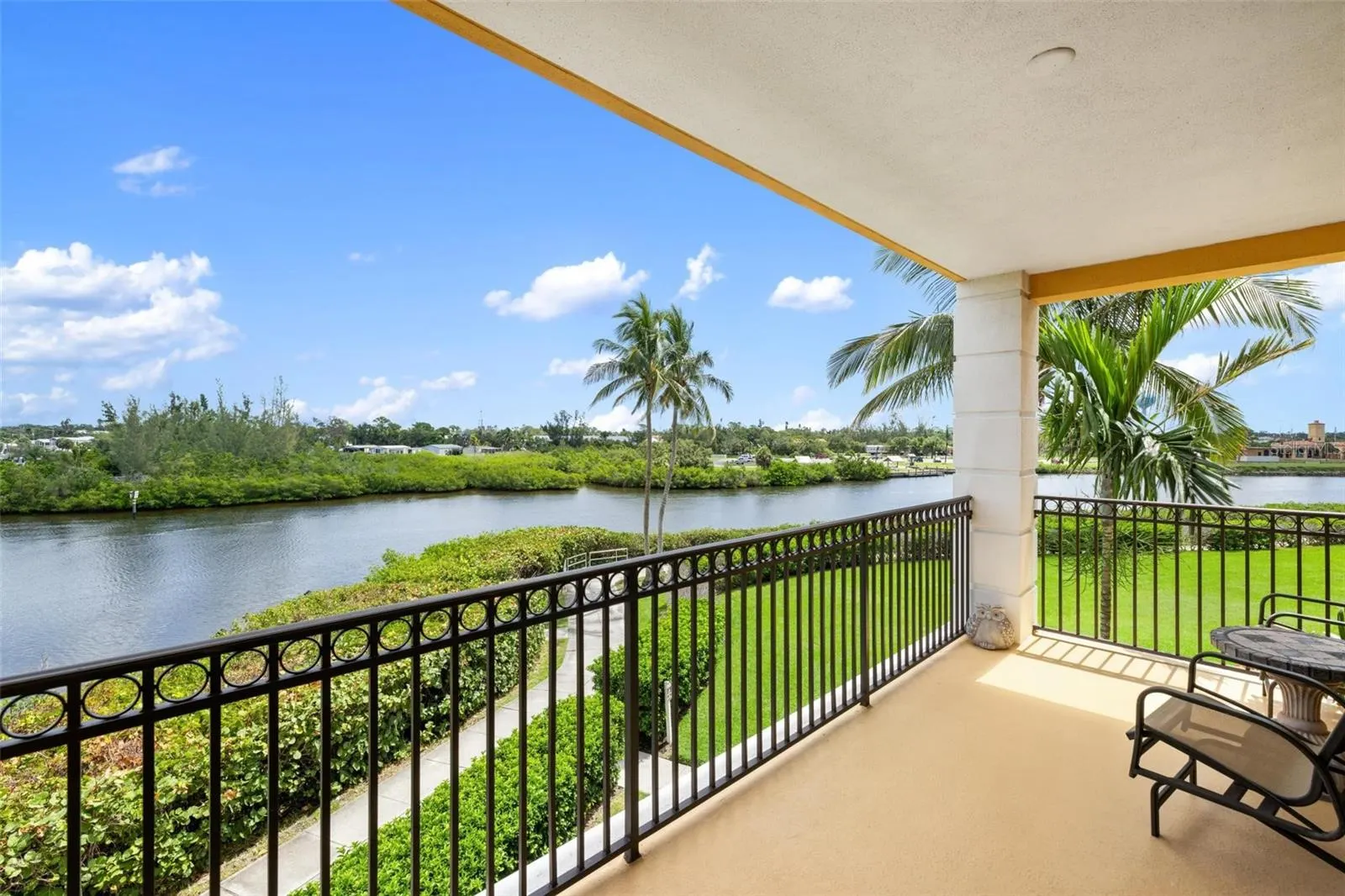 147 TAMPA AVE E #304, #304