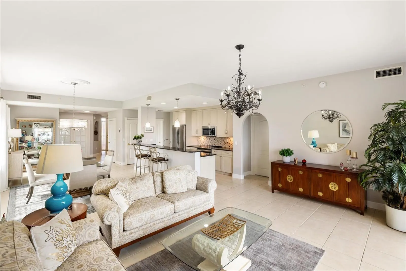 147 TAMPA AVE E #304, #304