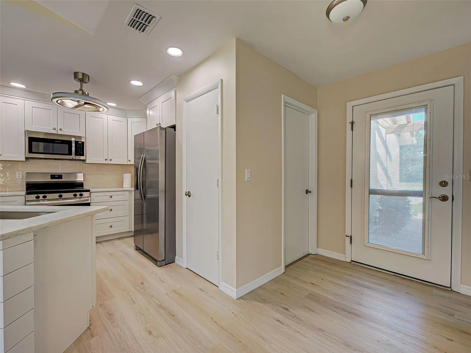 406 PENDLETON DR