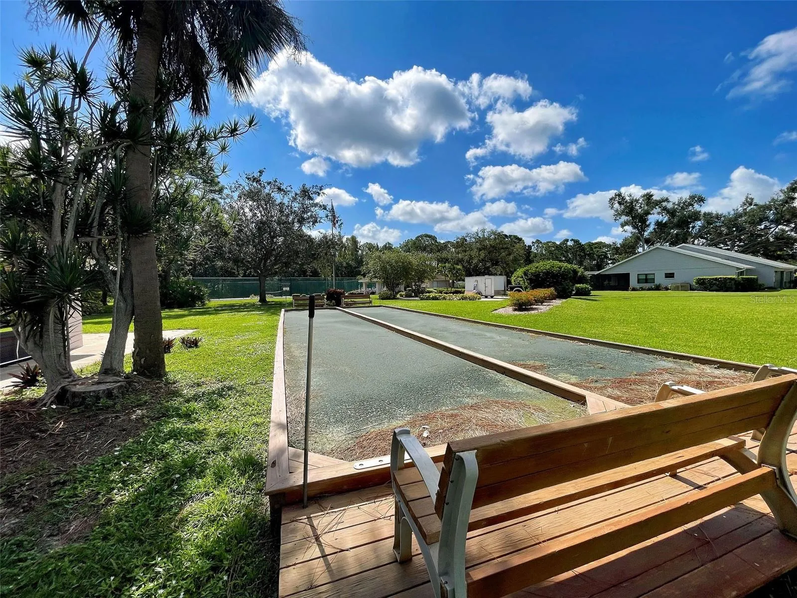 406 PENDLETON DR
