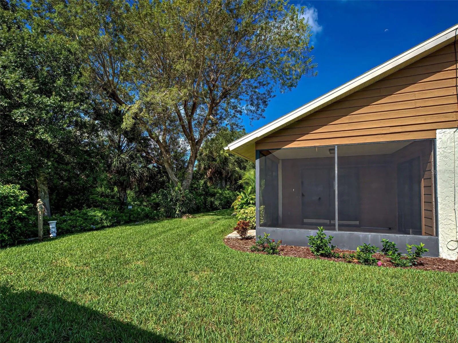 406 PENDLETON DR