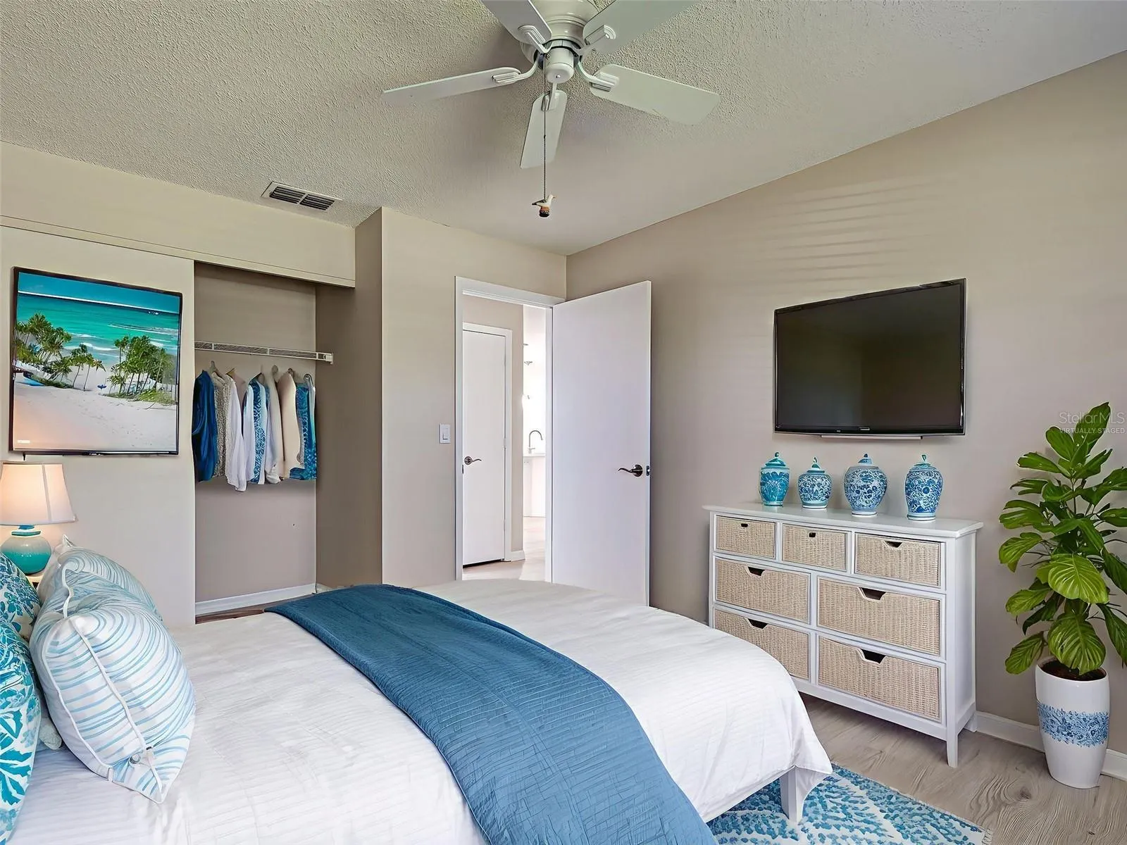 406 PENDLETON DR