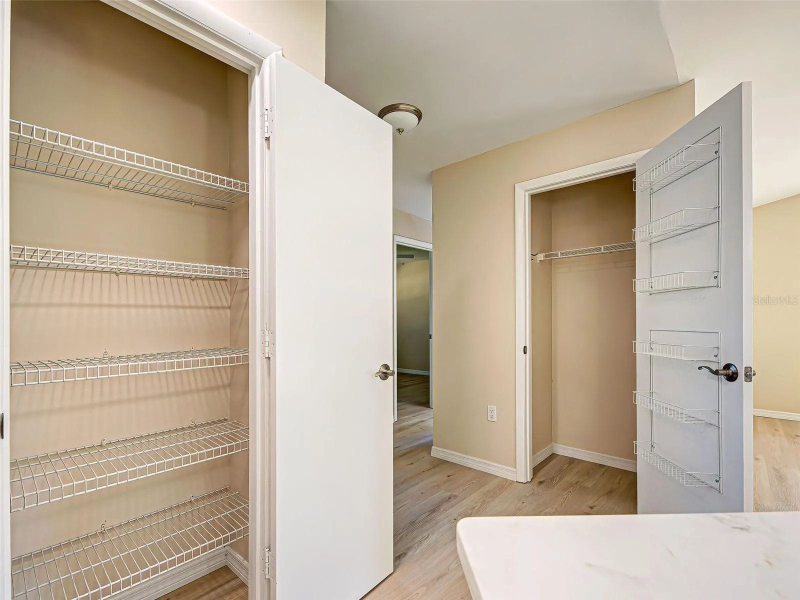 406 PENDLETON DR