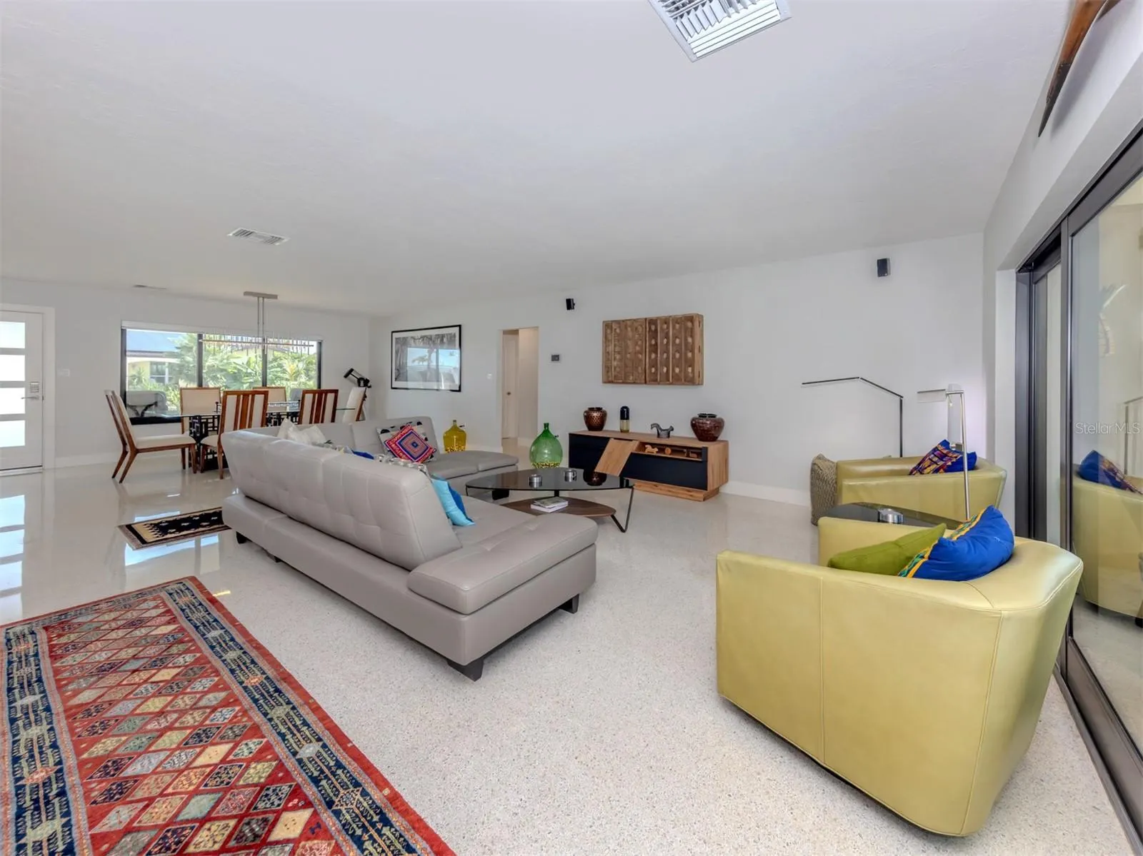 515 EVERGLADES DR