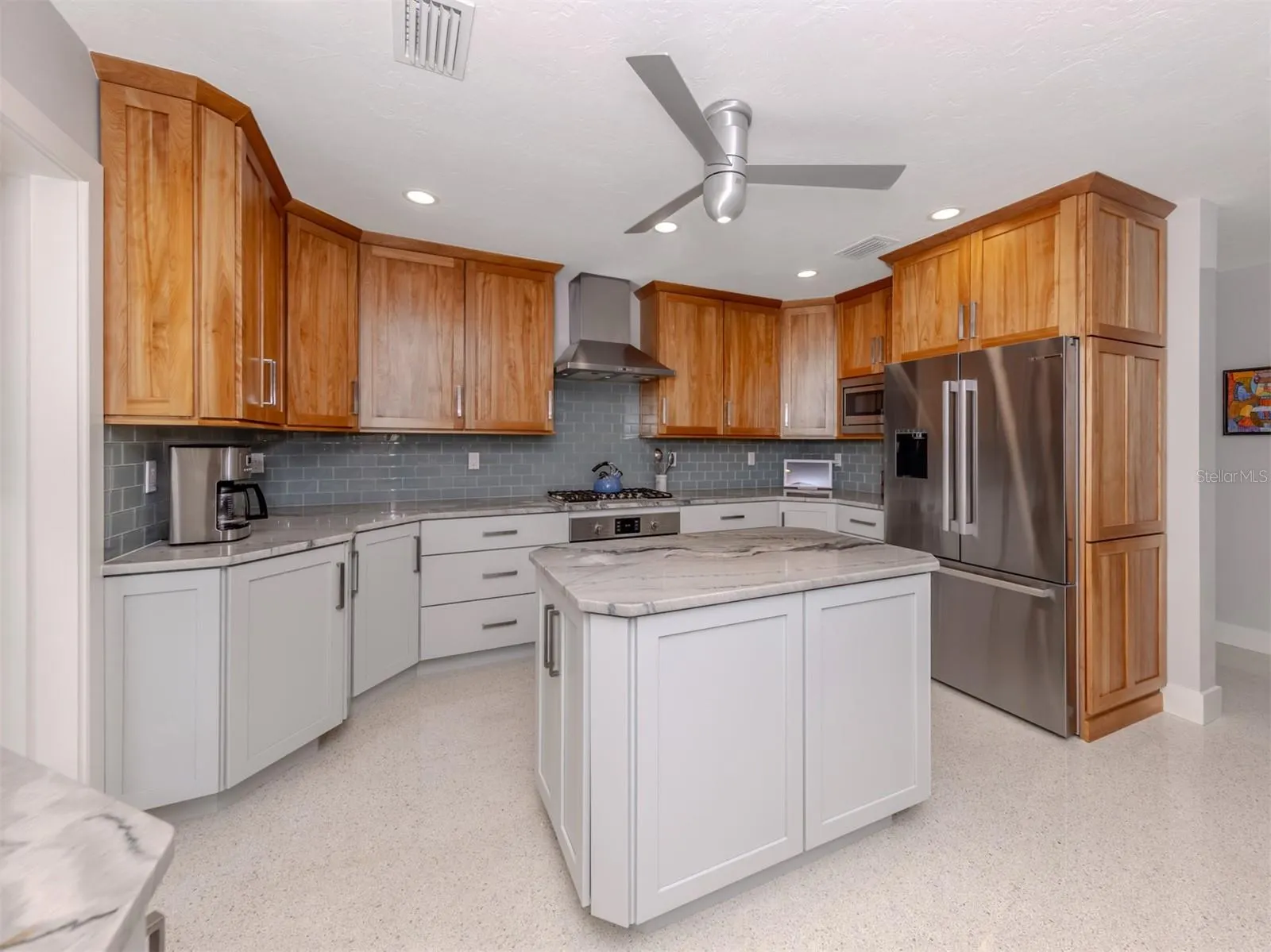 515 EVERGLADES DR