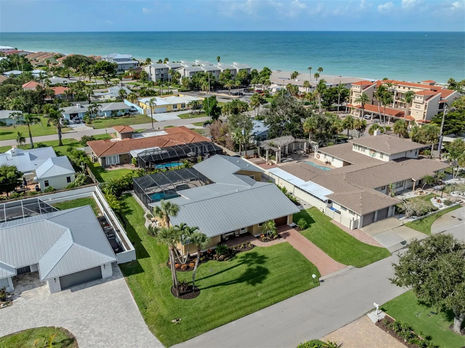 515 EVERGLADES DR