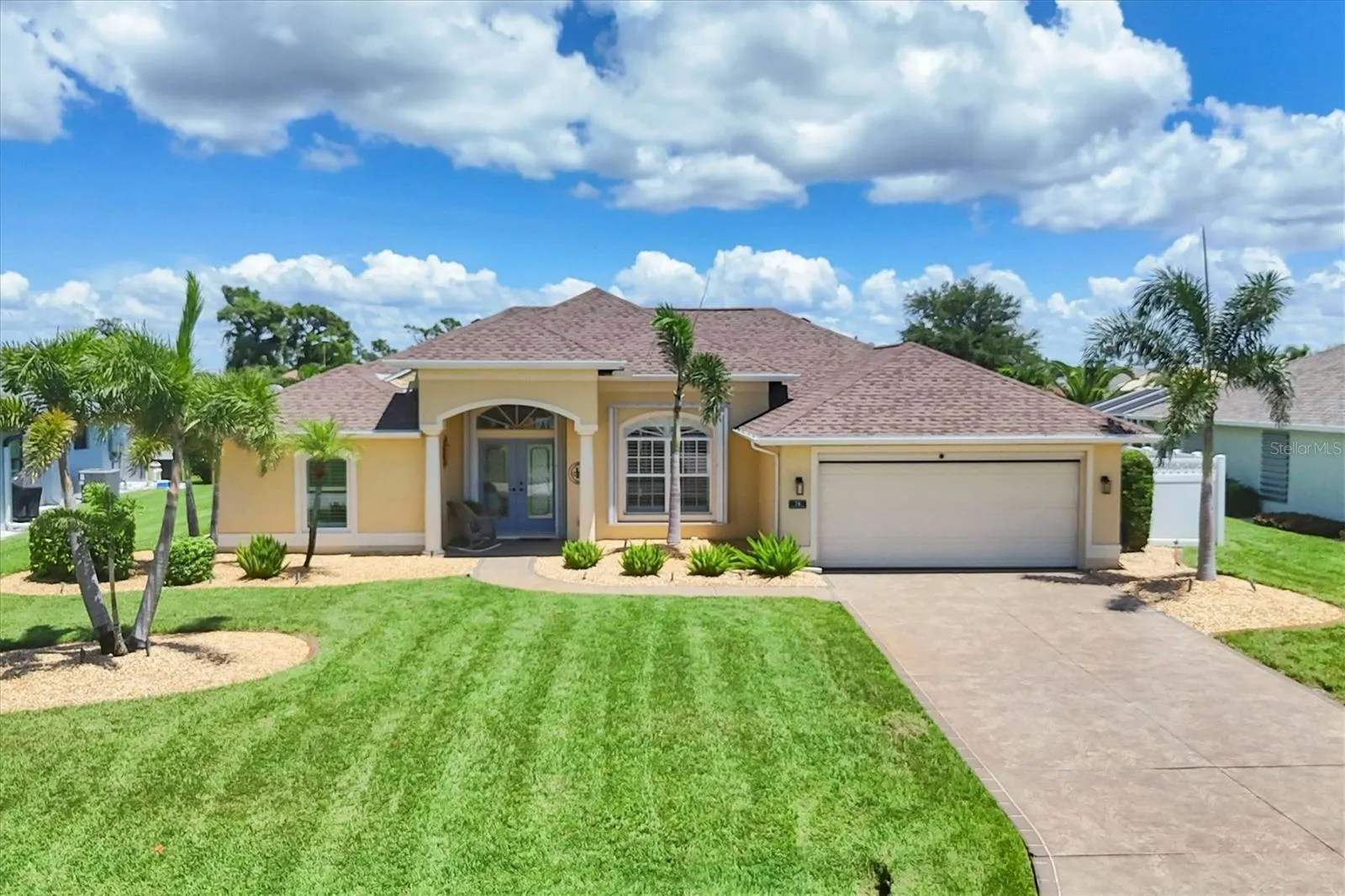 74 BROADMOOR LN