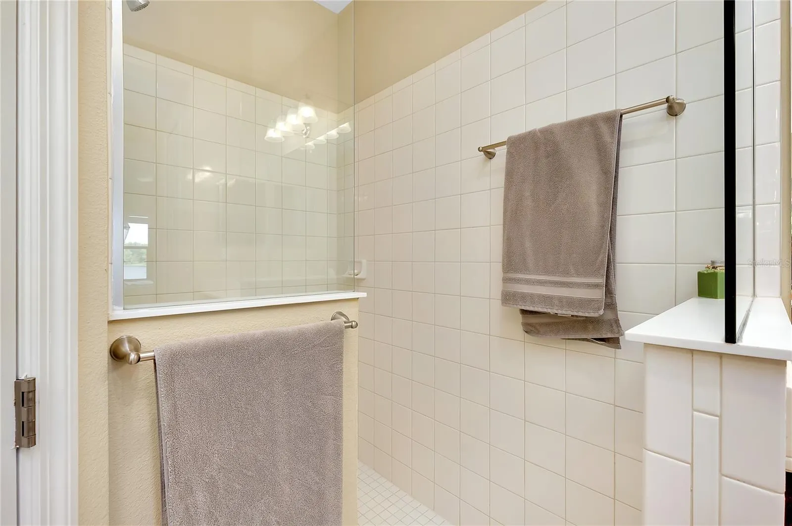 21629 AVON PARK CT