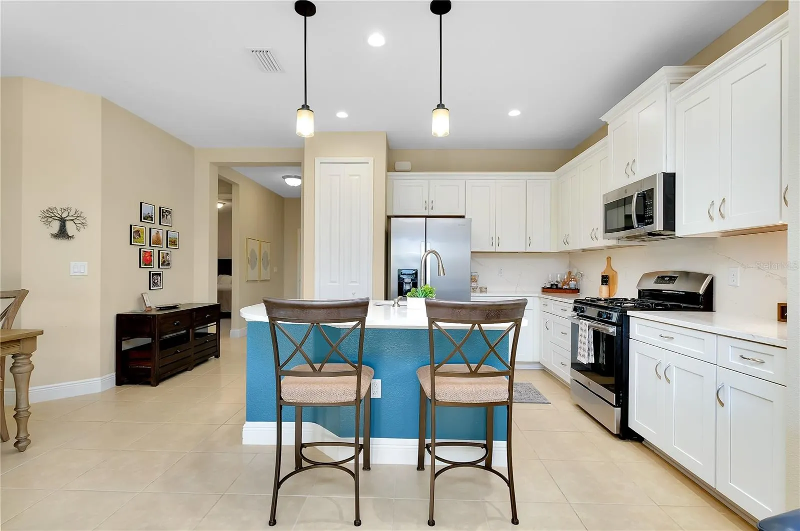 21629 AVON PARK CT