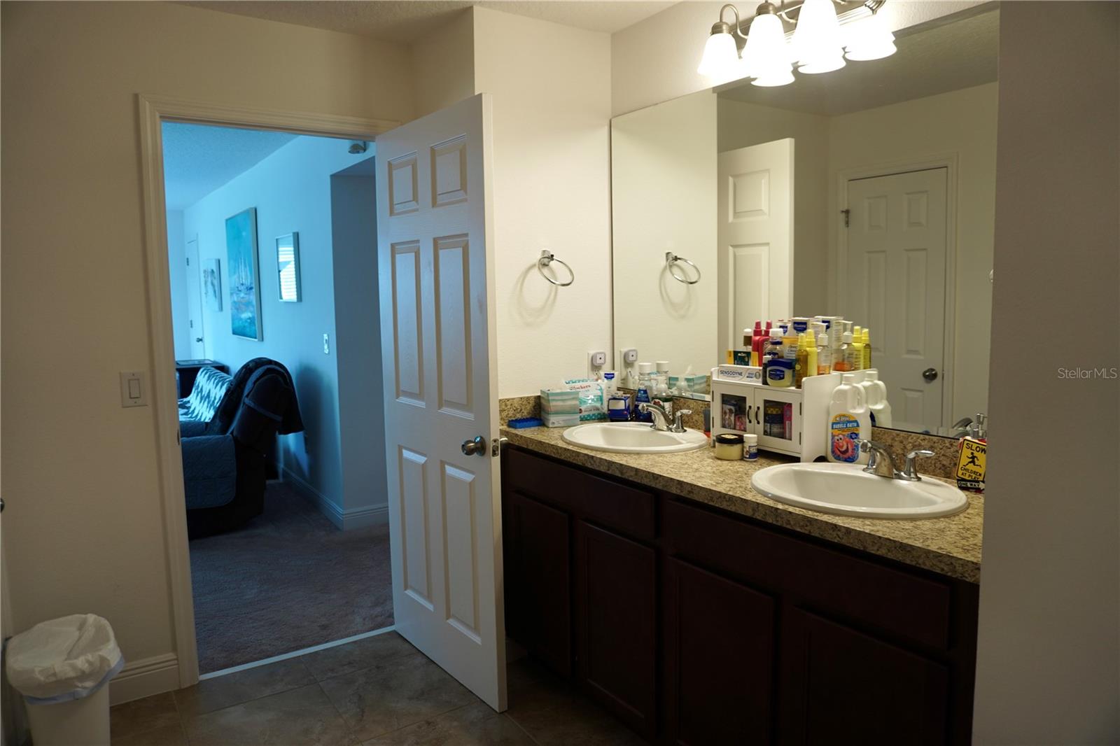 3381 WAUSEON DR