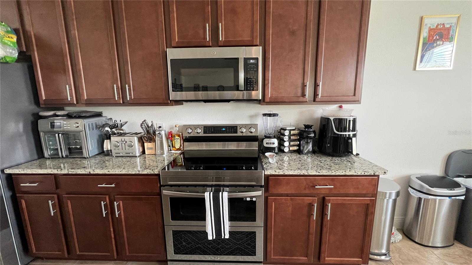 3381 WAUSEON DR