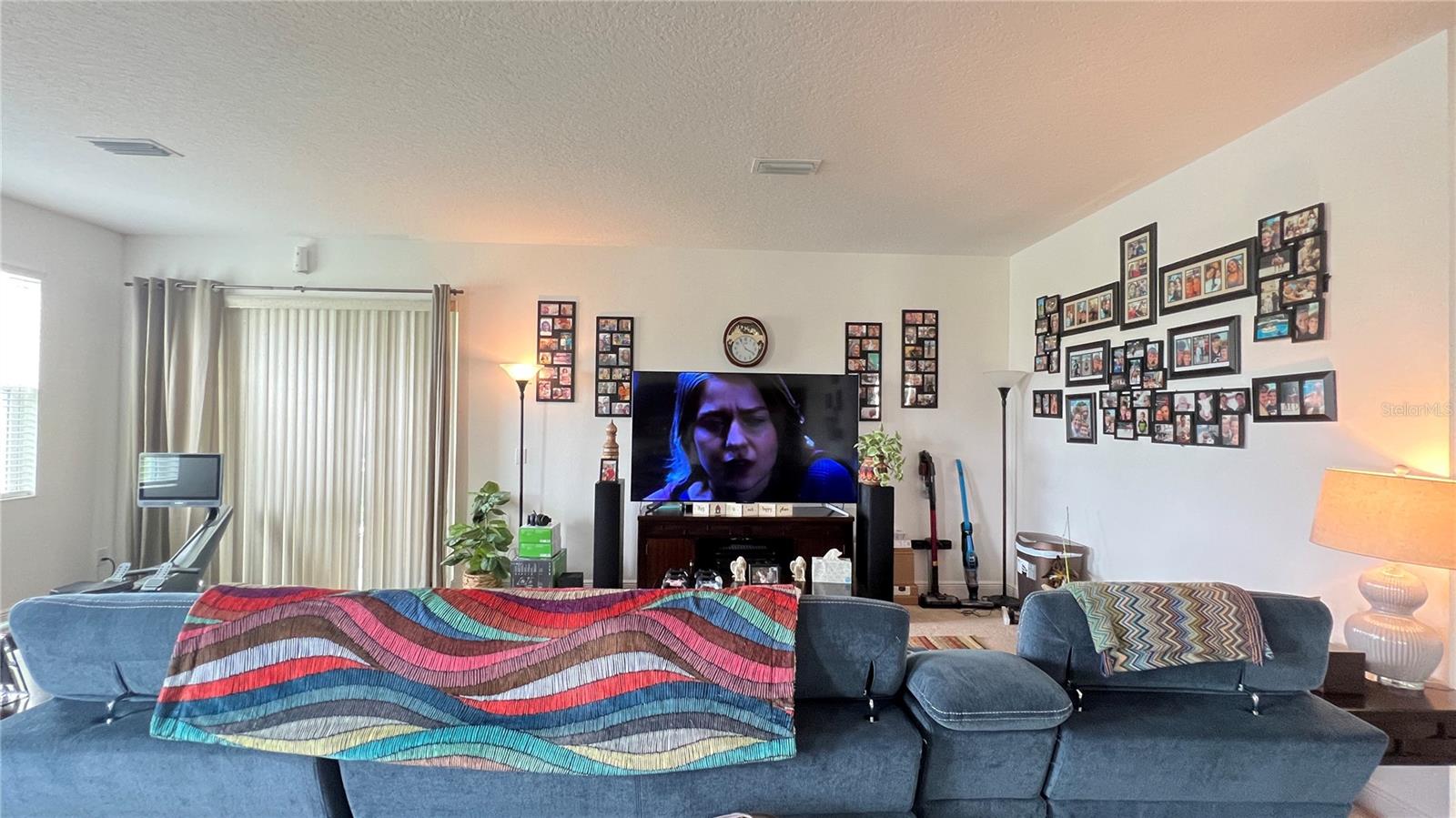 3381 WAUSEON DR