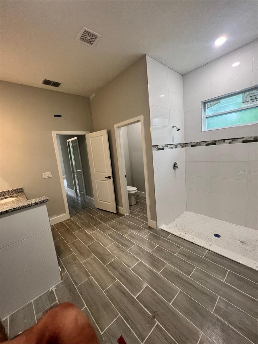 270 SWEETWATER DR