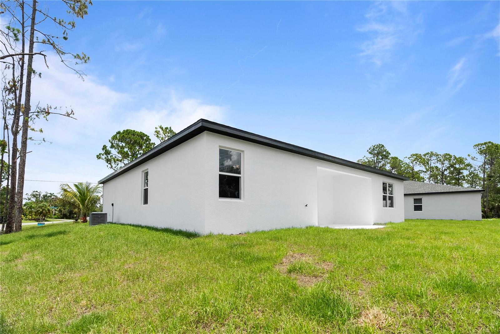 4308 KNOWLES LN