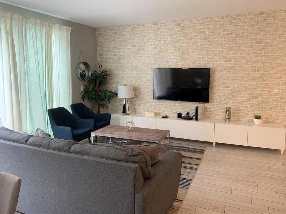 4431 LE REVE CT