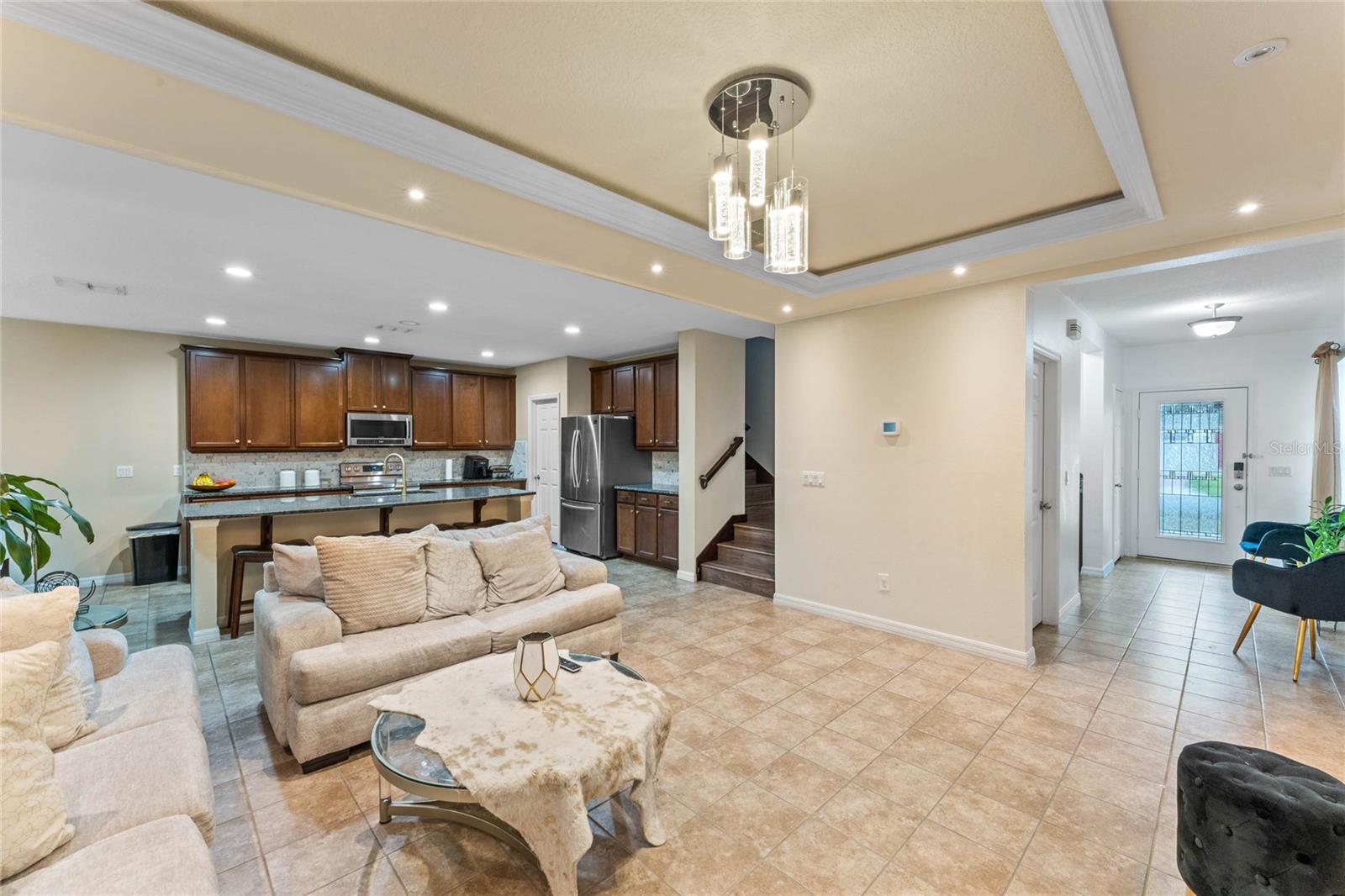 2728 STANWOOD DR
