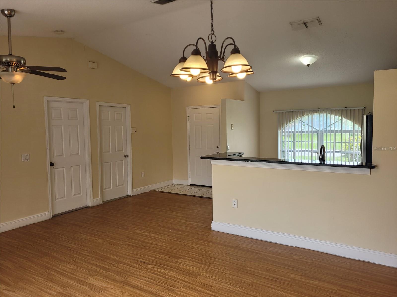 345 AYLESBURY CT