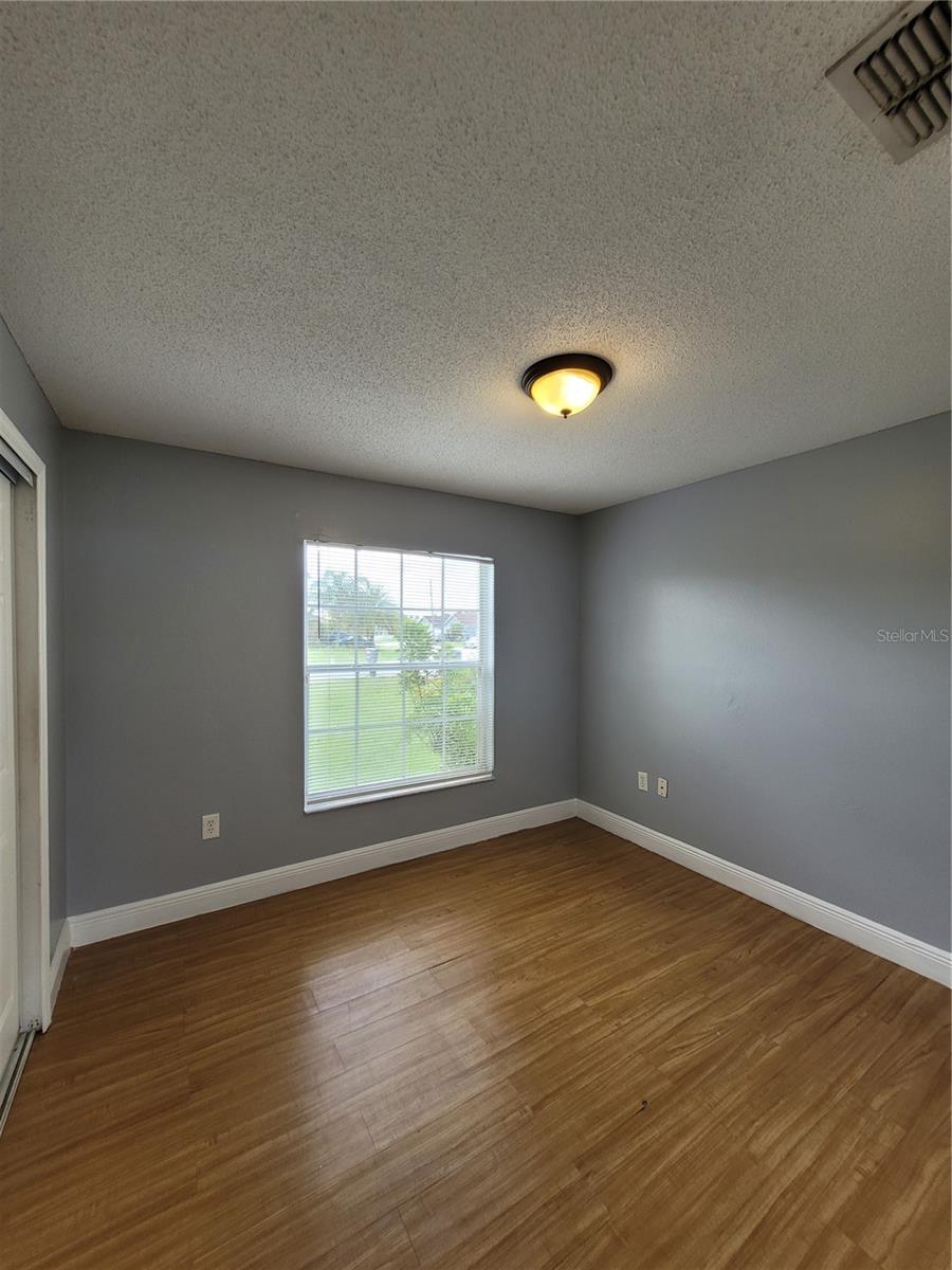 345 AYLESBURY CT