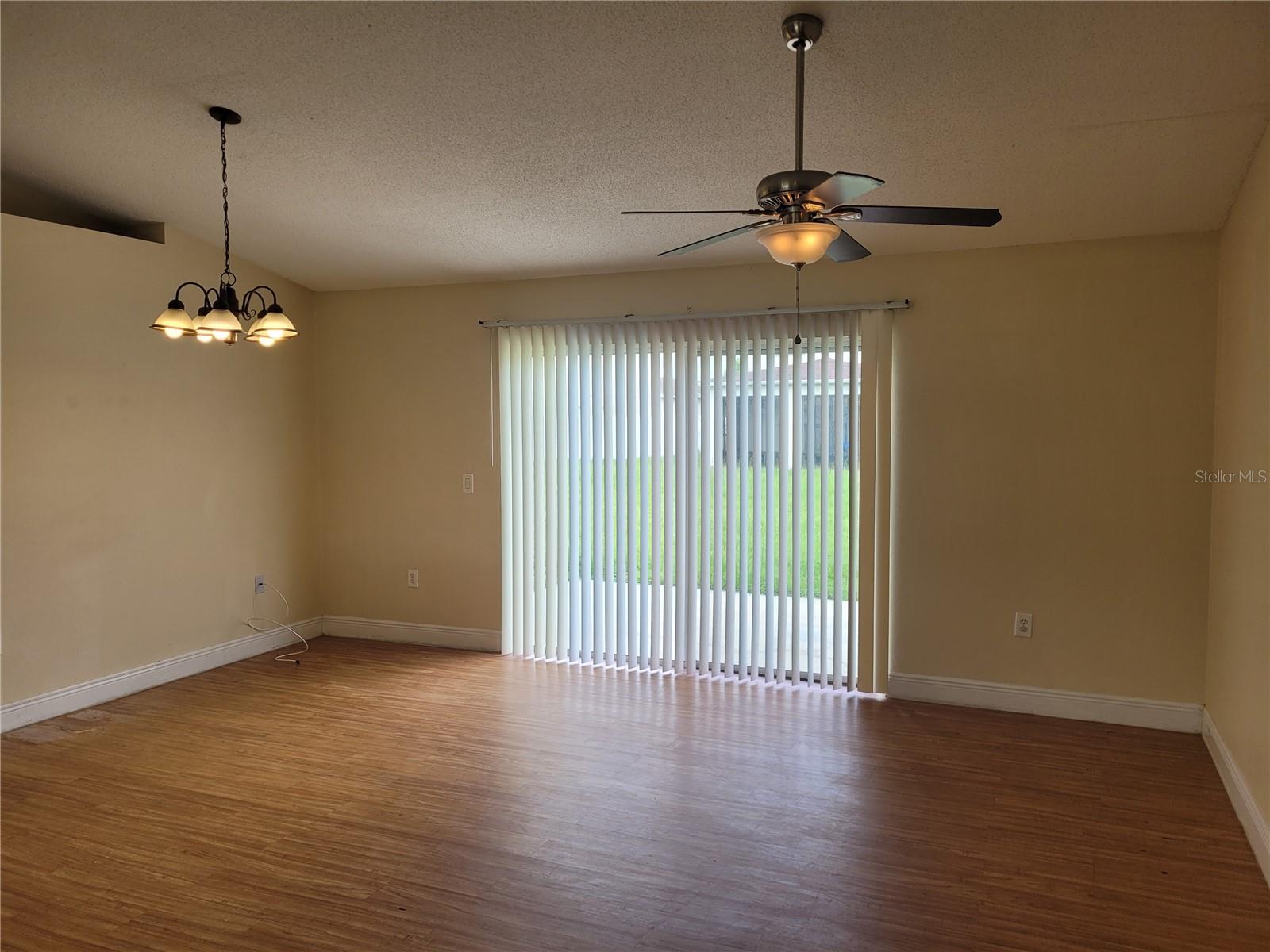 345 AYLESBURY CT