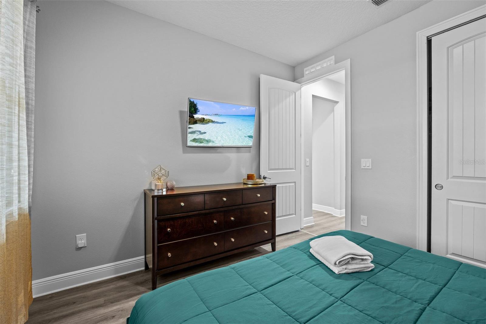 321 LASSO DR