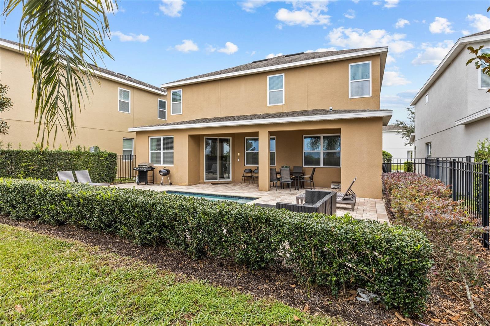 321 LASSO DR