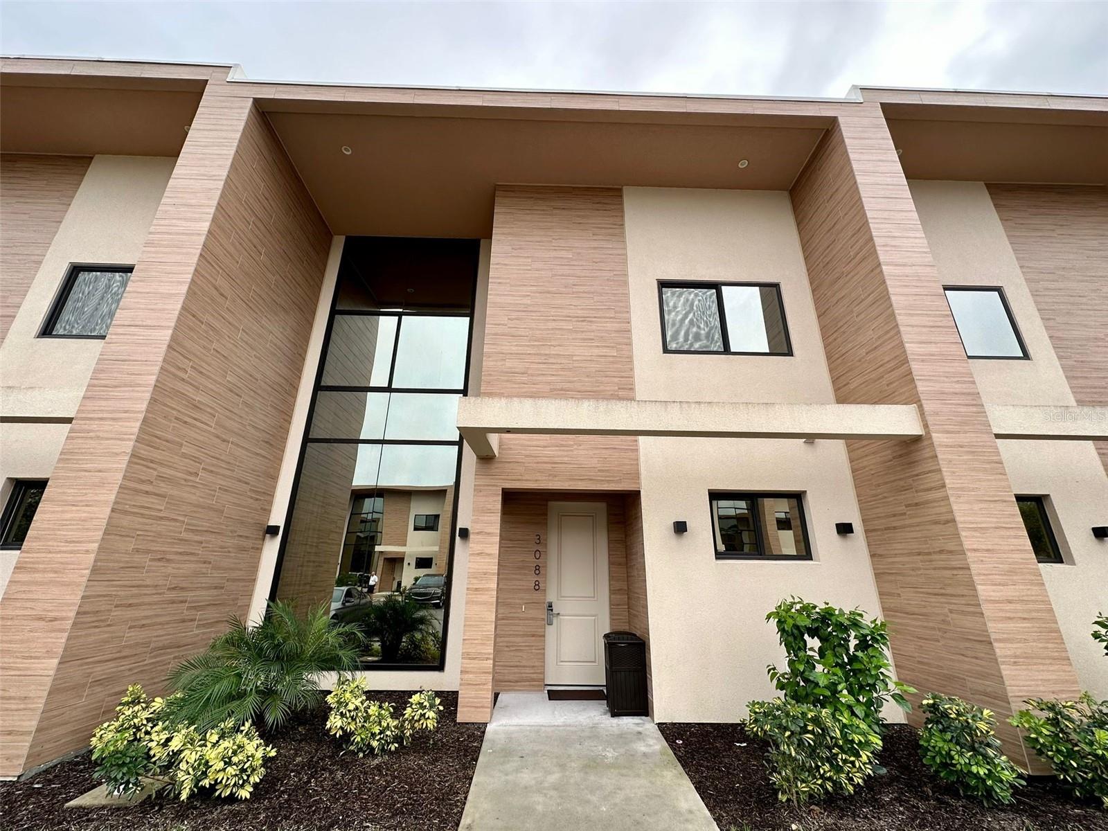 3088 ROCKEFELLER WAY #3088, #3088
